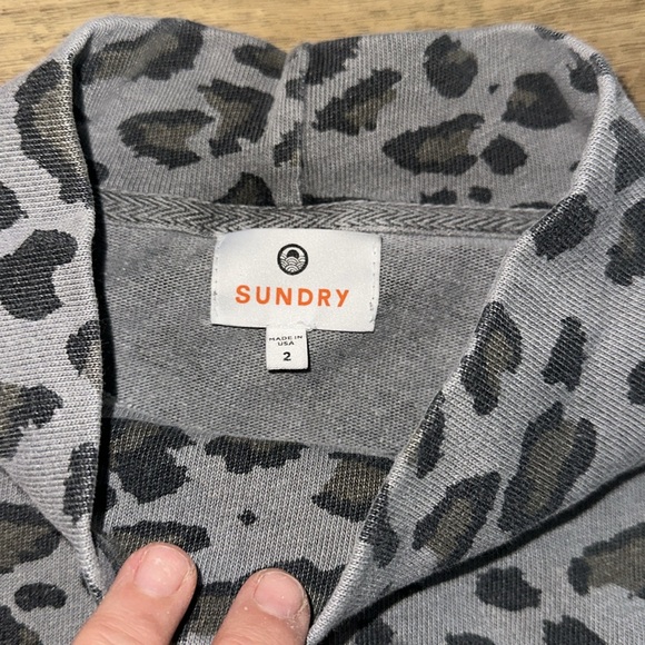 Sundry Sweatshirt - Picture 3 of 3